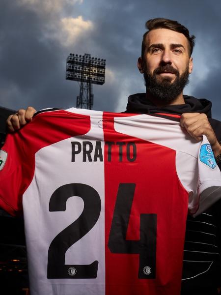 Lucas Pratto, atacante do Feyenoord - Divulgação/Feyenoord