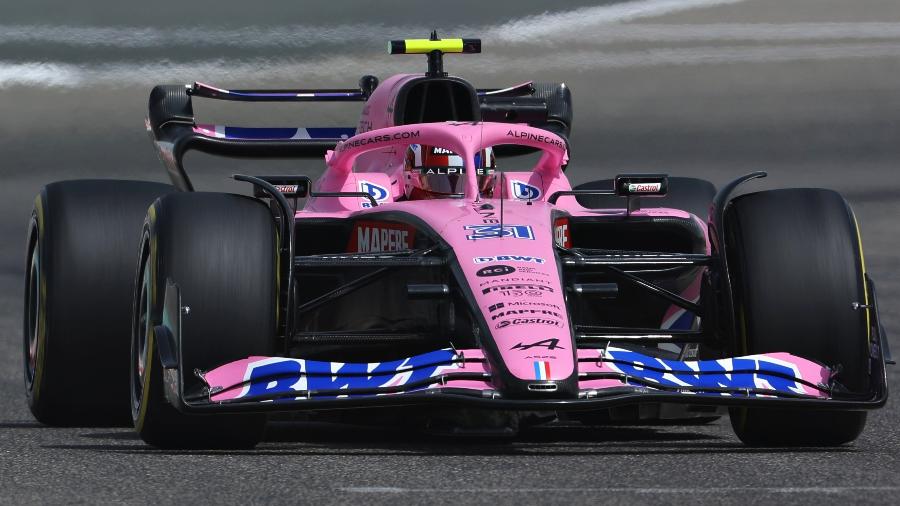 Esteban Ocon, da Alpine, foi o mais rápido hoje na primeira sessão na pré-temporada da Fórmula 1 no Bahrein - Divulgação/Fórmula 1
