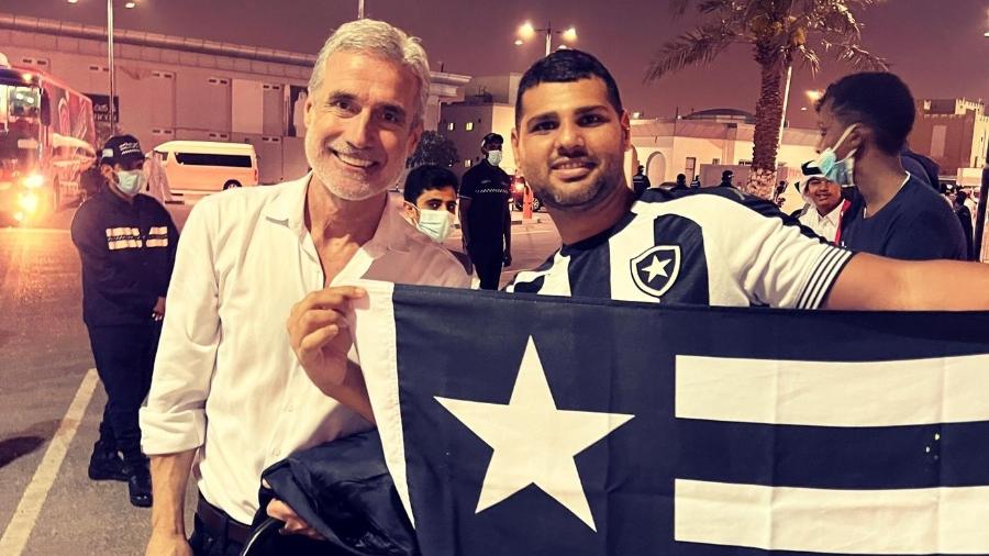 Torcedor do Botafogo, Diego Bezerra foi ao jogo do Al Duhail e tietou o técnico Luís Castro - Arquivo Pessoal
