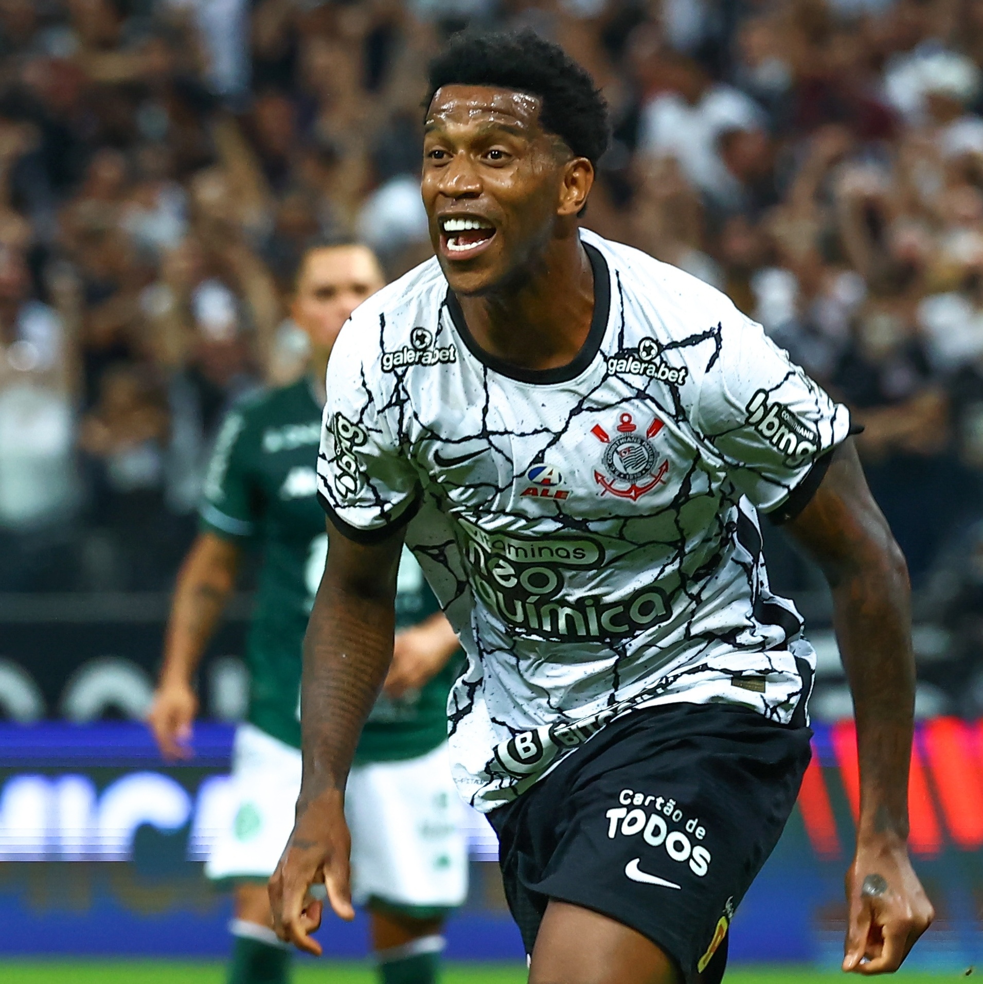 Quanto que o Corinthians deve para o Gil?