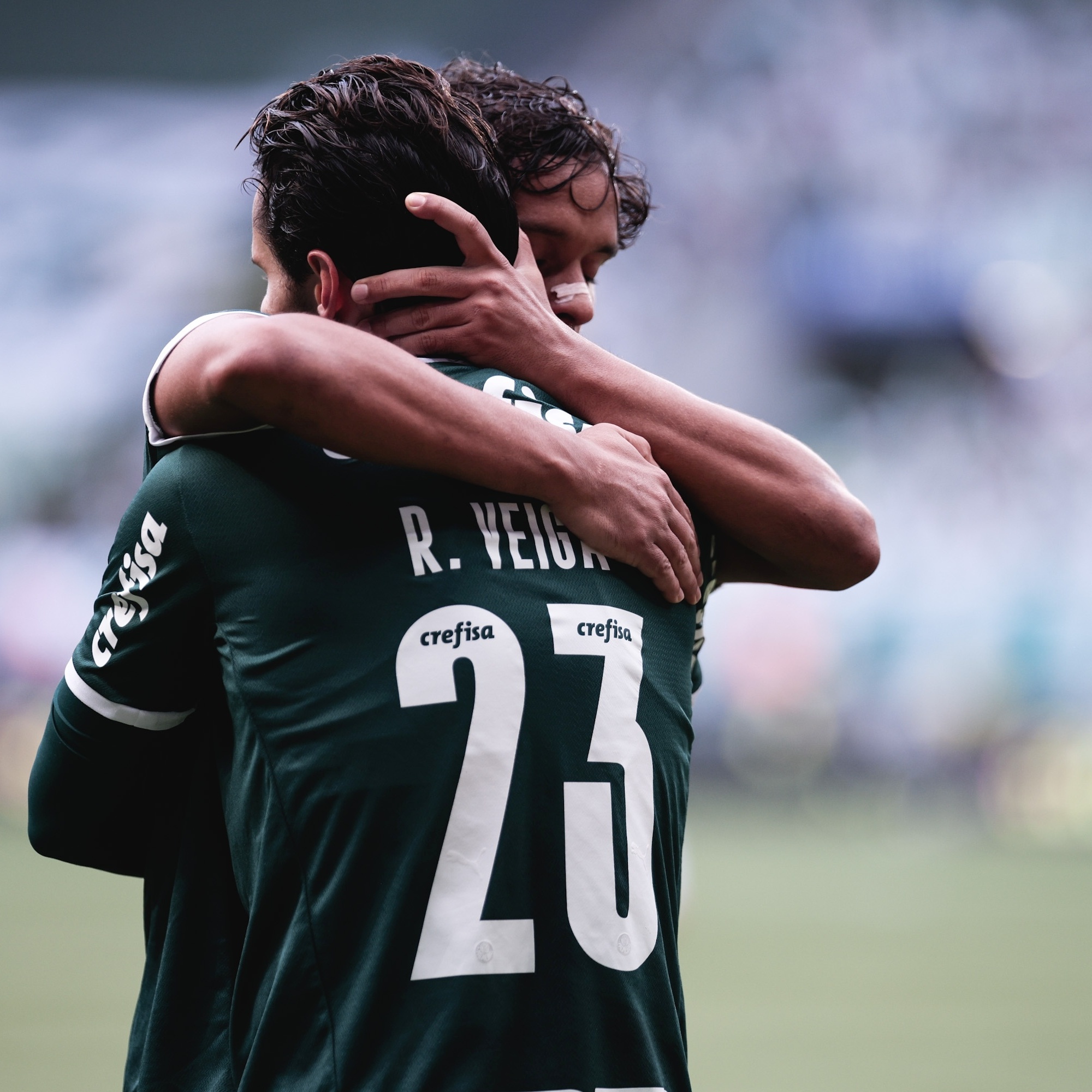 Raphael Veiga of Palmeiras and Gabriel Menino of Palmeiras look