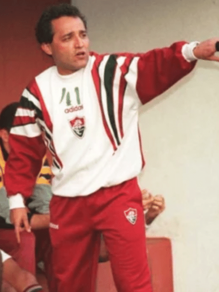 Ídolo, ex-jogador e técnico do Fluminense, Deley acabou demitido dias após um jogo contra o Qatar - Reprodução/Instagram