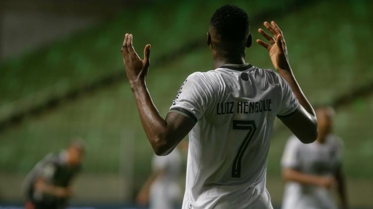 Luiz Henrique, do Botafogo, durante jogo contra o Atlético-MG pelo Brasileirão