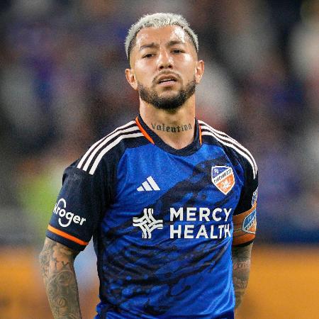 Luciano Acosta, meio-campista argentino, durante jogo entre FC Cincinnati e New York City FC na MLS