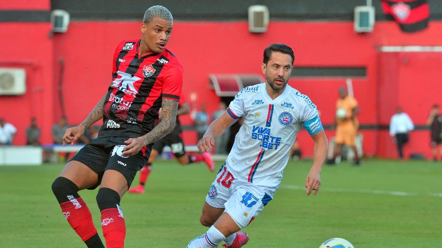Everton Ribeiro, do Bahia, em ação na final do Baiano contra o Vitória Everton Ribeiro, do Bahia, em ação na final do Baiano contra o Vitória