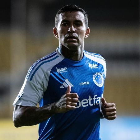 Dudu, do Cruzeiro, no jogo contra o Palestino, pela Sul-Americana