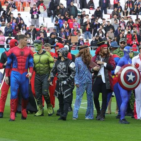 Jogadores do FCSB se fantasiaram de personagens famosos Jogadores do FCSB se fantasiaram de personagens famosos