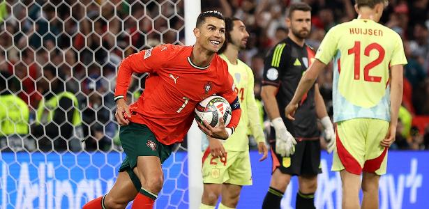 Cristiano Ronaldo comemora gol na final da Liga das Nações