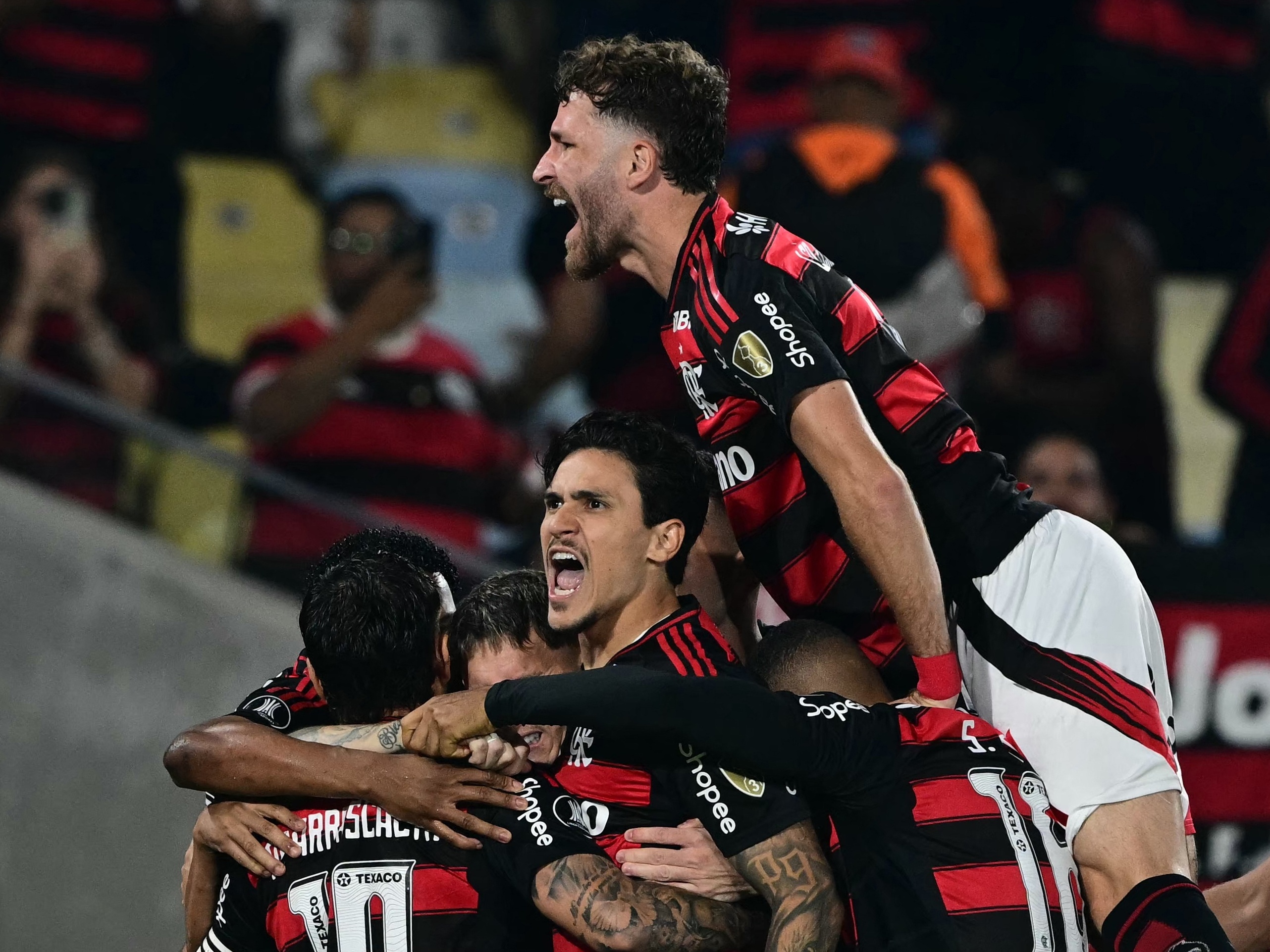 GRANDE VITÓRIA! DE VILÃO AO HERÓI: Rossi é criticado por gol sofrido, mas cala os críticos nos pênaltis