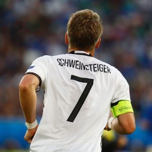 Kai Pfaffenbach/Reuters