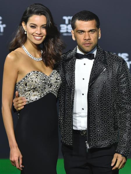 Daniel Alves e a namorada Joana Sanz não estão mais juntos - AFP PHOTO / MICHAEL BUHOLZER