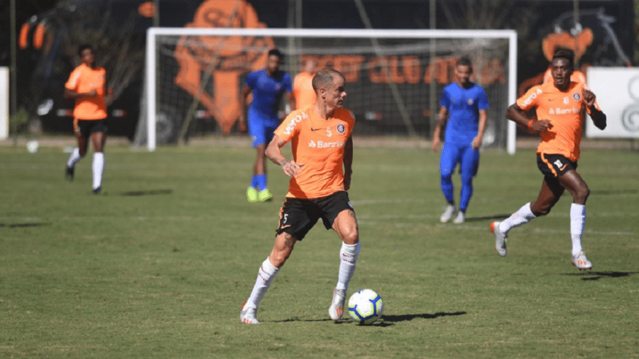 D"Alessandro durante jogo-treino do Internacional em Atibaia-SP - Ricardo Durate/Inter