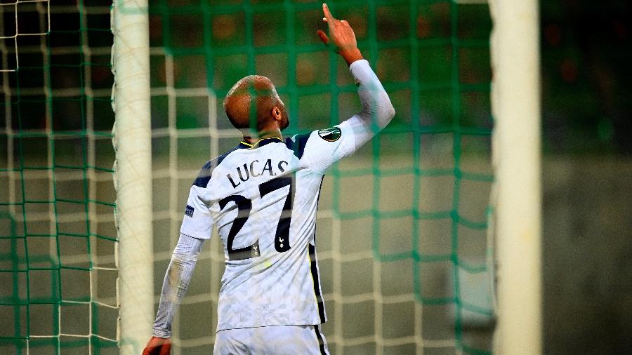 Lucas Moura marcou um gol e deu uma assistência contra o Ludogorets - Vassil Donev/EFE