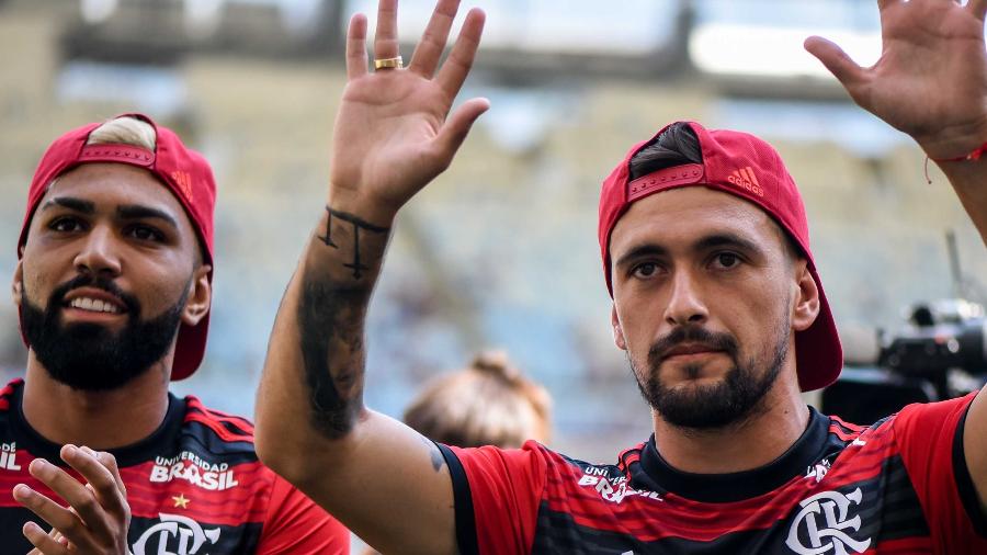 Gabigol e Arrascaeta são apresentados para a torcida do Flamengo no Maracanã. Ao contrário de anos anteriores, clube está tímido no mercado - Alexandre Vidal/Flamengo