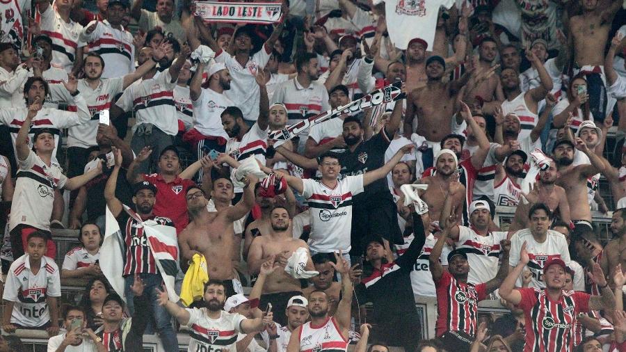 Torcida do São Paulo presente no estádio Independência, em quartas de final da Copa do Brasil contra o América-MG - Rubens Chiri / saopaulofc.net