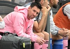 Fãs pedem reembolso após Messi ficar no banco e vaiam Beckham - Peter Parks/AFP
