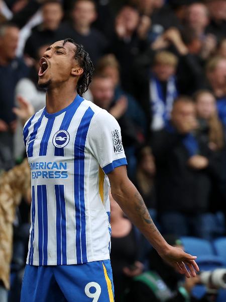 João Pedro, do Brighton, comemora gol contra o Manchester United pelo Campeonato Inglês João Pedro, do Brighton, comemora gol contra o Manchester United pelo Campeonato Inglês