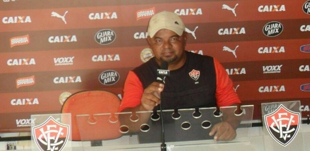 Zé Roberto ainda se apresentava como representante da escolinha do Vitória - Reprodução/Facebook