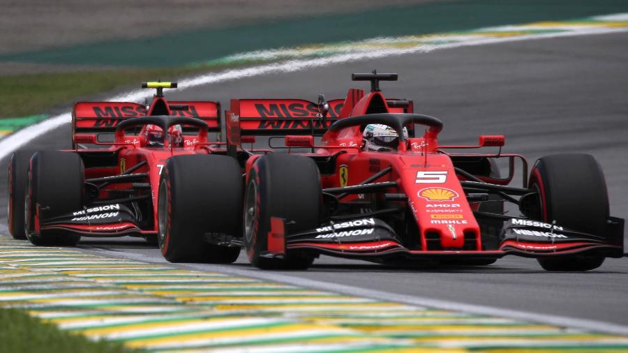 Charles Leclerc e Sebastian Vettel durante treino do GP do Brasil - Ricardo Moraes/Reuters