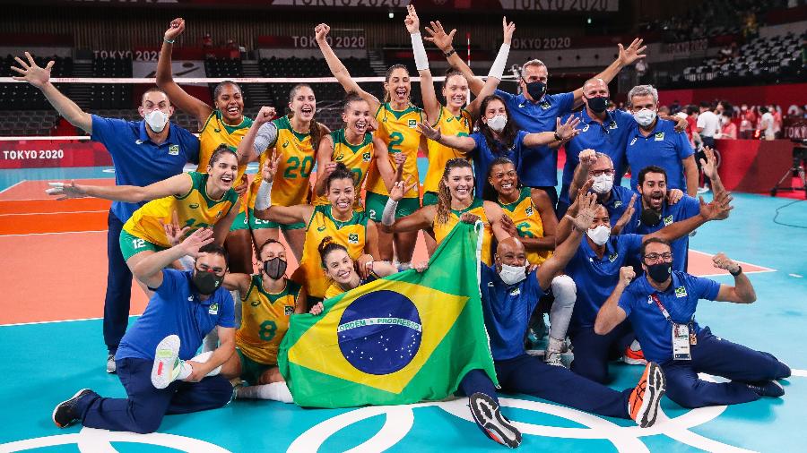 China torce por Brasil no vôlei para terminar em 1º no ...