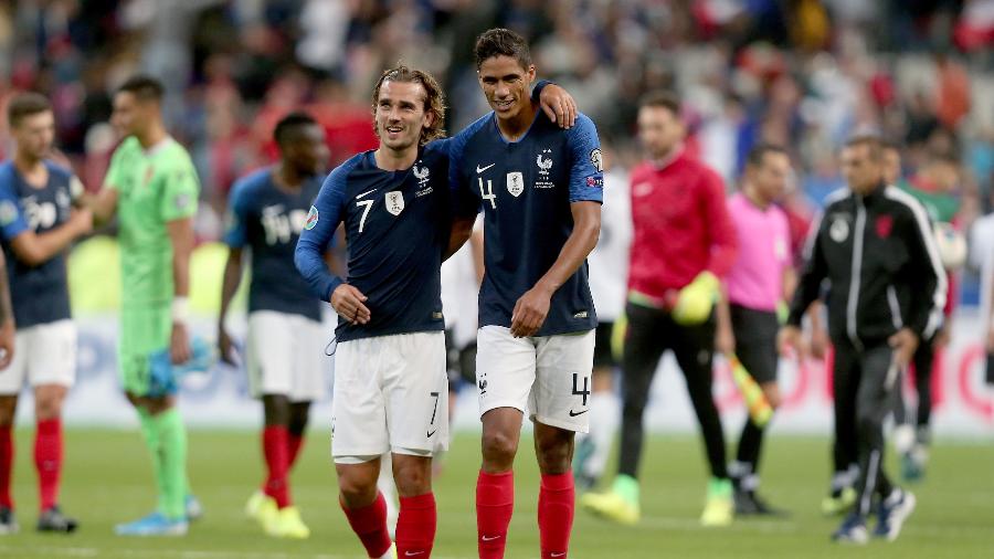 Antoine Griezmann e Raphael Varane pela seleção da França - TF-Images/Getty Images