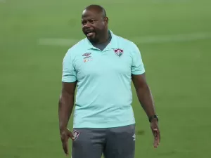 Fluminense pensa em Marcão efetivo e trajetória como Carlinhos, do Flamengo