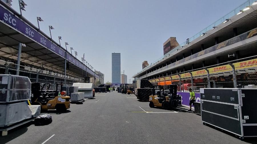 Equipamentos da F1 já estão em Jeddah para a disputa da segunda etapa do Mundial, no fim de semana - McLaren