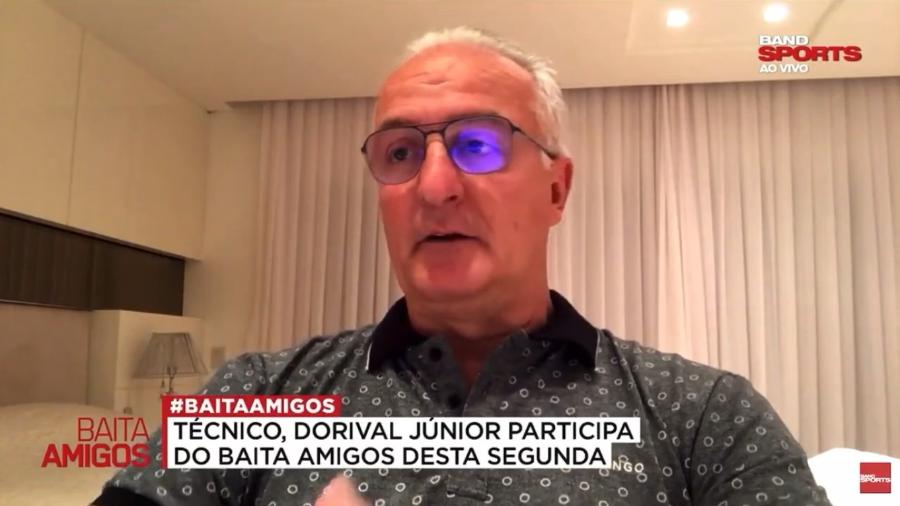 Vídeo de Dorival dizendo que nunca deixou clubes viraliza após sim ao Flamengo