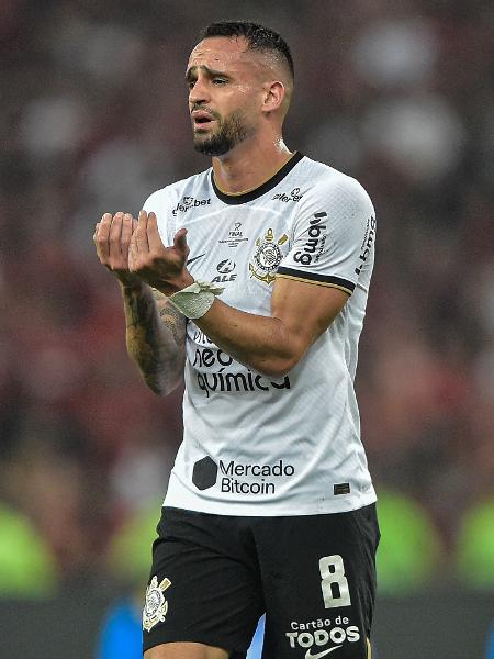 Renato Augusto gesticula em Flamengo x Corinthians, duelo da final da Copa do Brasil realizado no Maracanã - Thiago Ribeiro/AGIF