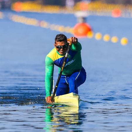 Isaquias Queiroz, atleta da canoagem velocidade
