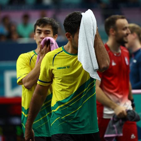 Guilherme Teodoro e Vitor Ishiy nas quartas de final do tênis de mesa por equipes nas Olimpíadas de Paris