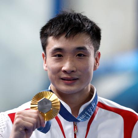 Cao Yuan, atleta dos saltos ornamentais da China, nas Olimpíadas de Paris