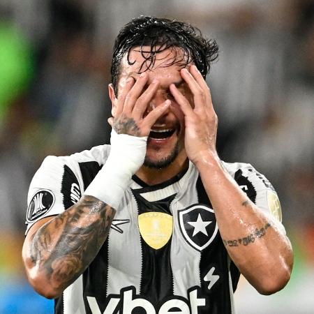 Botafogo tem patrocínio de bet no seu uniforme Botafogo tem patrocínio de bet no seu uniforme