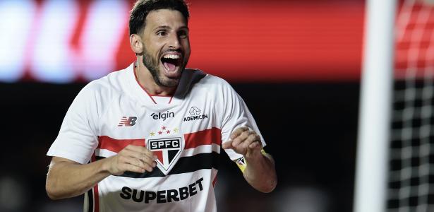 Calleri é a alma do São Paulo, diz Arnaldo sobre renovação de contrato