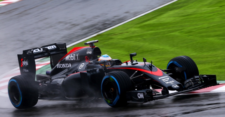 Fernando Alonso, da McLaren, esteve na pista, mas não teve nenhuma volta cronometrada no primeiro treino em Suzuka