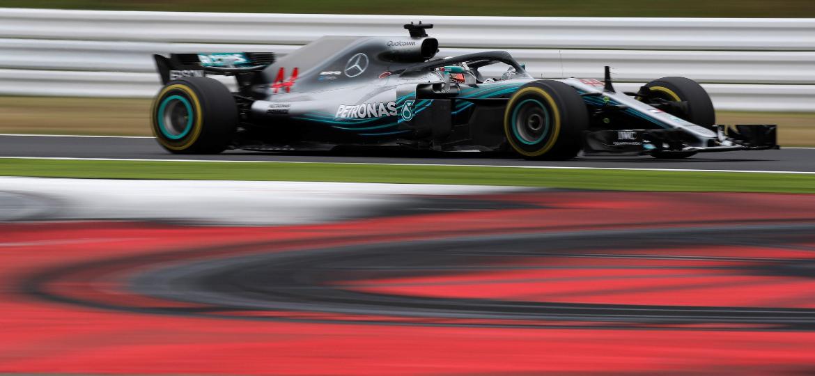 Lewis Hamilton Mercedes GP Japão segundo treino - Toru Hanai/Reuters