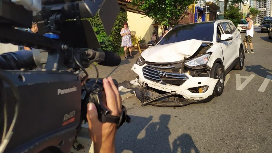 Carro do volante Ralf, do Corinthians, bastante danificado após acidente - Lucas Faraldo/UOL