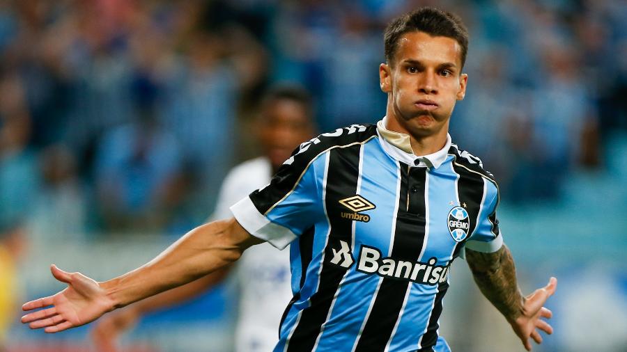 Ferreira marcou contra o Cruzeiro e será uma das atrações do Grêmio contra o Goiás - Jeferson Guareze/AGIF