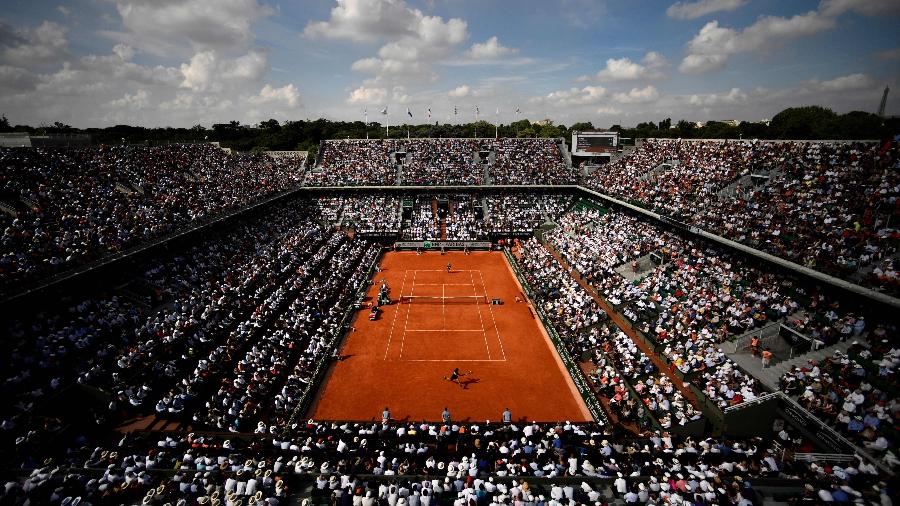 Roland Garros será disputado entre 27 de setembro e 11 de outubro - CHRISTOPHE SIMON / AFP