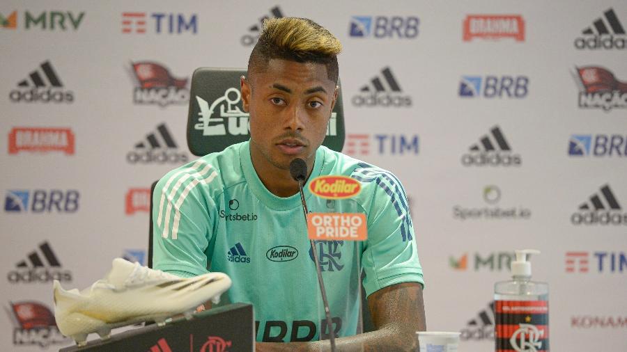 Bruno Henrique, atacante do Flamengo, concede entrevista coletiva - Alexandre Vidal / Flamengo