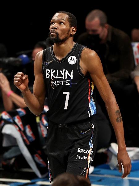 Kevin Durant, durante partida entre Brooklyn Nets e Milwaukee Bucks, pelos playoffs da NBA - Elsa/Getty Images/AFP