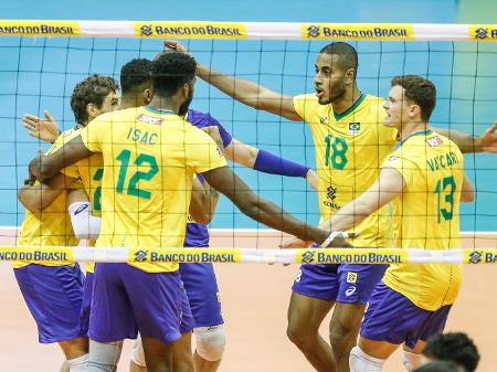 López é eleito melhor jogador do Sul-Americano de Vôlei