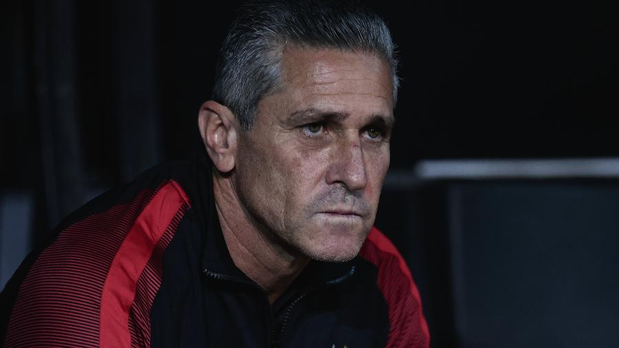 Jorginho foi demitido do Atlético-Go recentemente - Ettore Chiereguini/AGIF