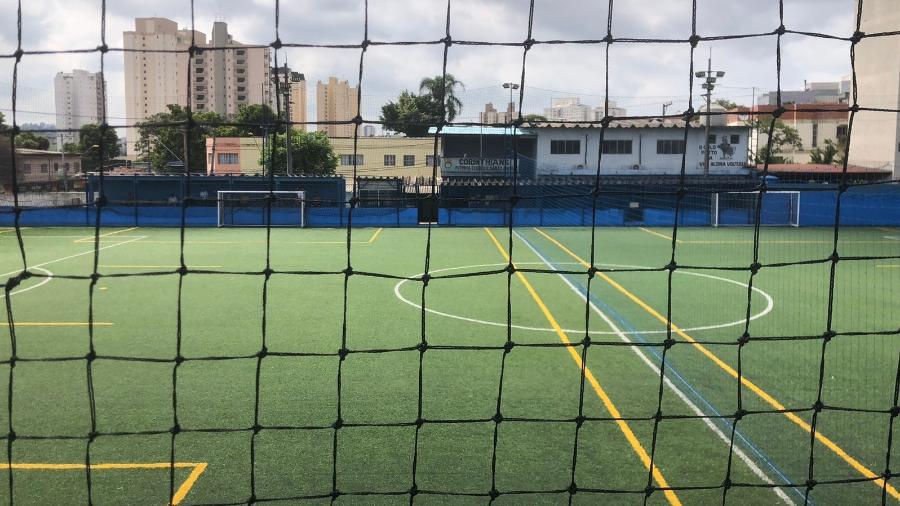 Estádio onde Pelé fez primeiro gol se transformou em campos de society - UOL