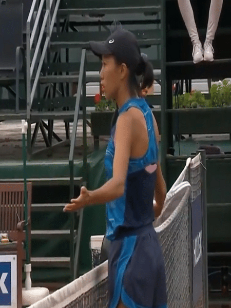 Tenista Zhang Shuai durante o WTA 250 de Budapeste