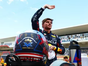 'Estamos competindo novamente!', diz Verstappen após melhora da Red Bull