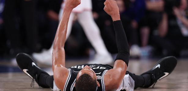 Spurs vencem fora de casa e diminuem vantagem dos Knicks nas finais da NBA