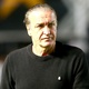 Preocupado com o elenco curto, Cuca pede que Santos derrube o transfer ban
