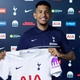 Tottenham anuncia a contrata&ccedil;&atilde;o de Savinho; City se despede
