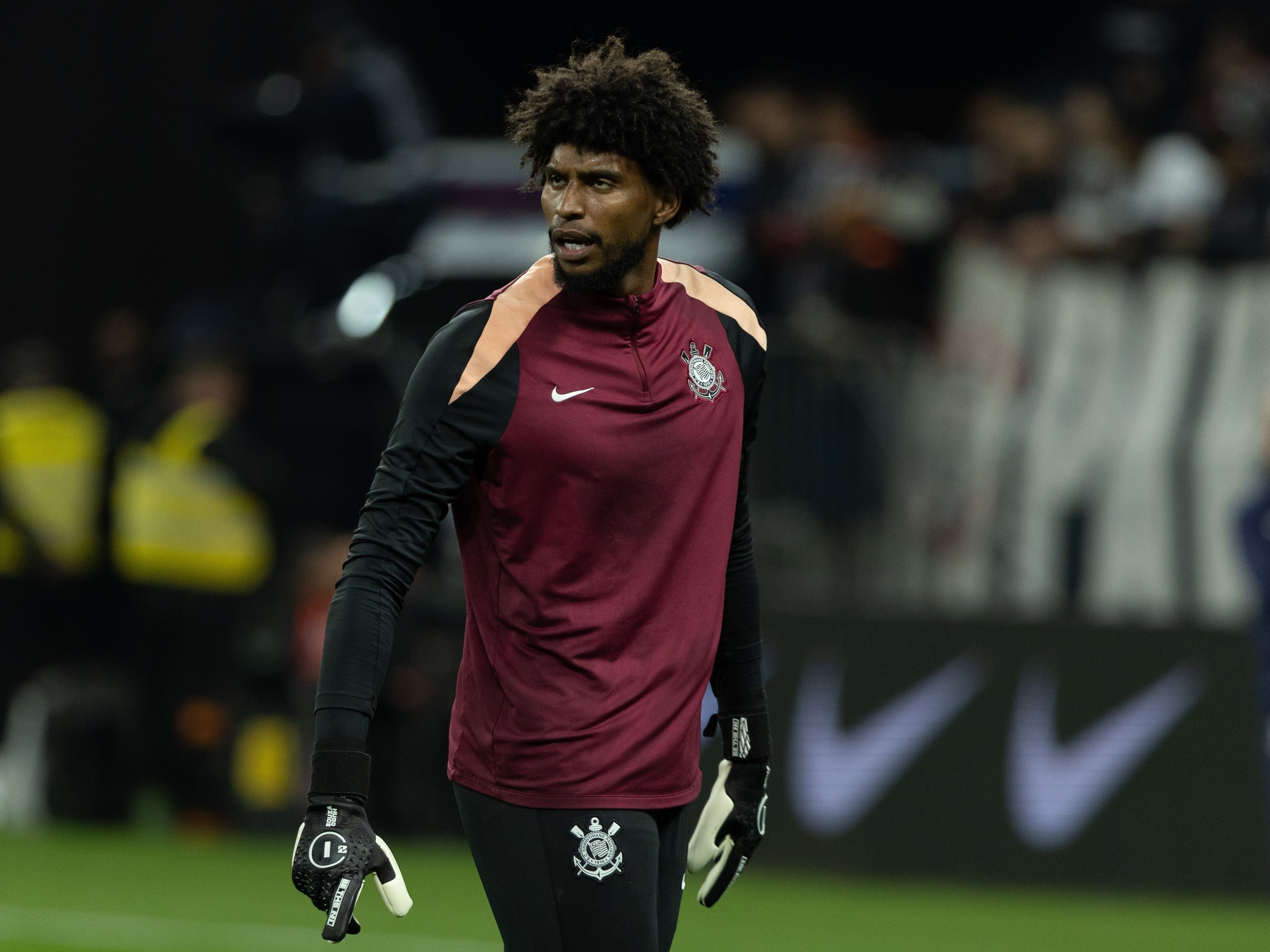 Hugo Souza revela medo de cair e não garante que fica no Corinthians
